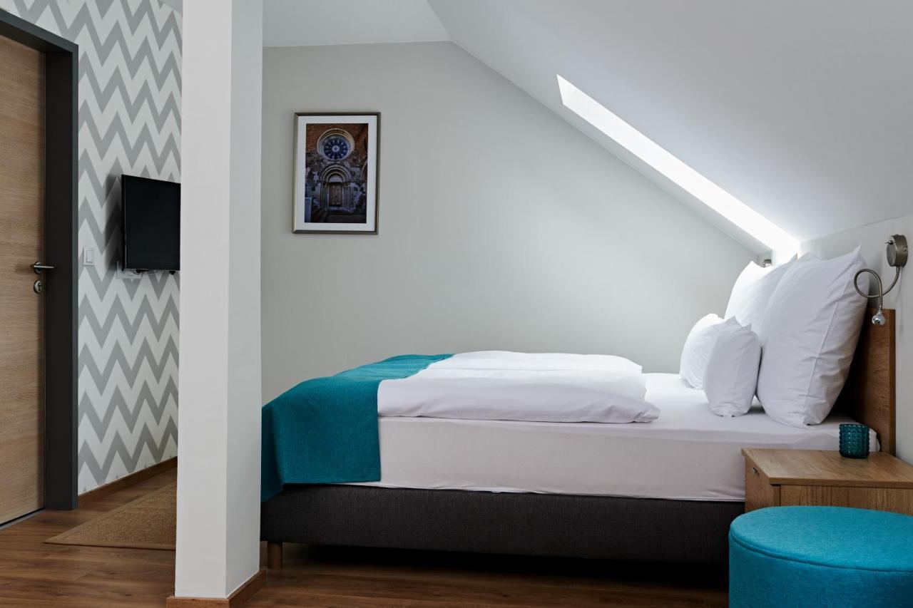 Hotel Adalbert Szent Tamas Haz Esztergom Eksteriør bilde
