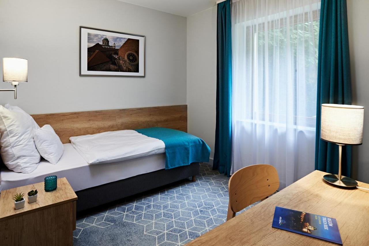 Hotel Adalbert Szent Tamas Haz Esztergom Eksteriør bilde